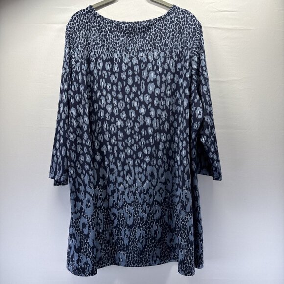 Belle by Kim Gravel Tunic Top 1X Plus Blue Paisley 3/4 Sleeve Stretch Pullover - Picture 2 of 7